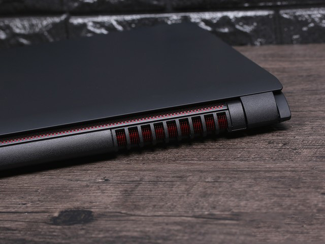 戴尔游匣Speed 15值得买吗?戴尔游匣Speed