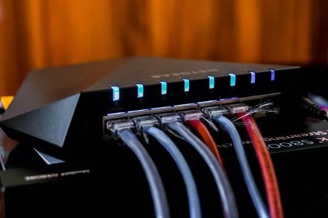 网件夜鹰S8000怎么样?网件夜鹰S8000游戏交