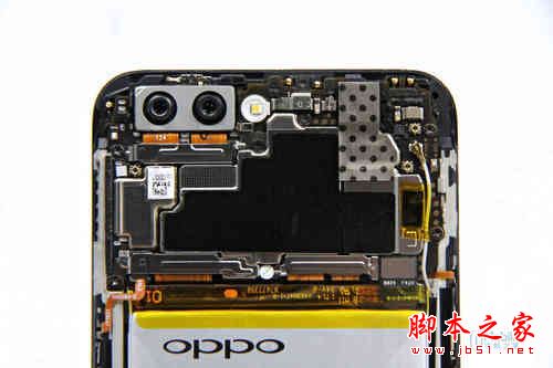 OPPO R11怎么打开后盖 oppo r11拆后盖换电