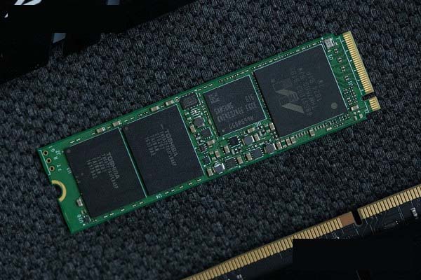 M.2固态硬盘怎么安装 台式机与笔记本电脑安装