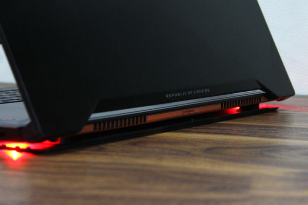 ROG冰刃GX501V性能如何?华硕ROG 冰刃GX