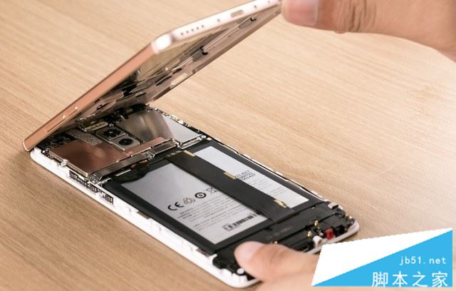 魅蓝Note6内部做工怎么样?魅蓝Note6拆机图解