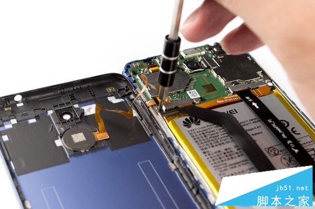 荣耀V9 play内部做工怎么样?荣耀V9 play拆机