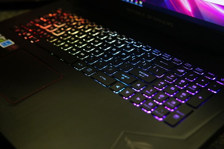 华硕ROG STRIX S7VI值得买?华硕玩家国度ST