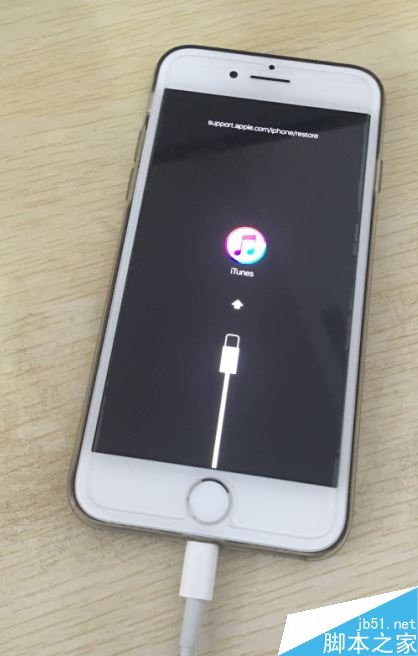 iphone8怎么进入恢复模式?苹果iPhone8进入恢
