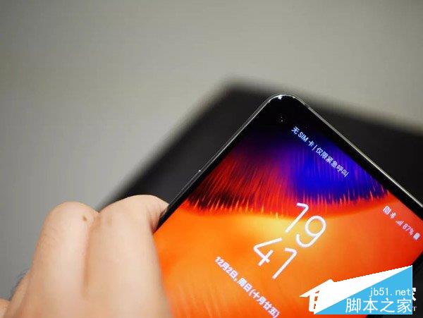 三星Galaxy A8s手机怎么样?三星Galaxy A8s手