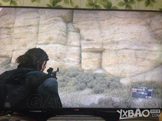 �Ͻ�װ��5����ʹ���ٻ�ǹ����