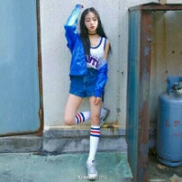 性感露肚脐女生头像最新版2016 我们大大咧咧