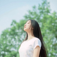 女生头像背影或侧面长发好看的 握紧我的手可