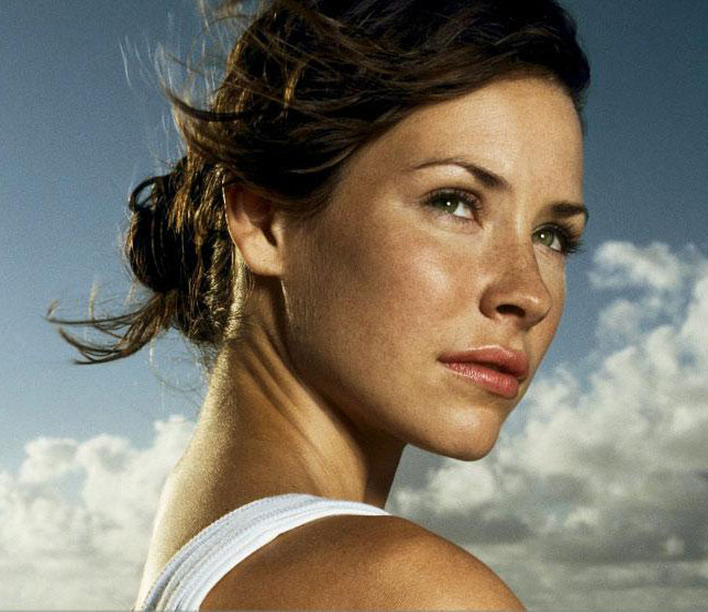 Photoshop为偏暗的美女照片美白和磨皮教程_脚本之家