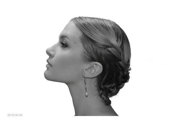 ps制作美女与山结合的双重曝光效果_脚本之家