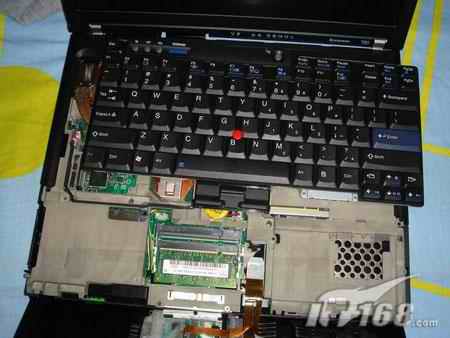 笔记本内存安装全程图解