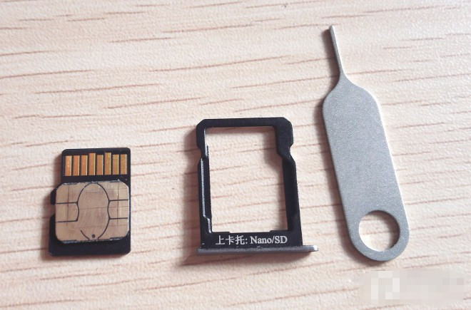 华为荣耀6 plus惯例sim卡tf卡双卡合体教程_手机知识_手机学院_脚本之