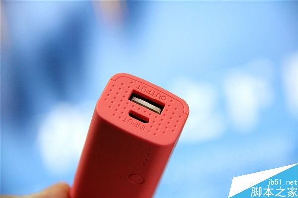 南孚iphone7快充的迷你充电宝图赏仅打火机大小