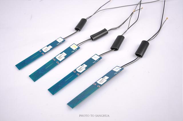 网件r8500夜鹰x8路由器内部做工如何?