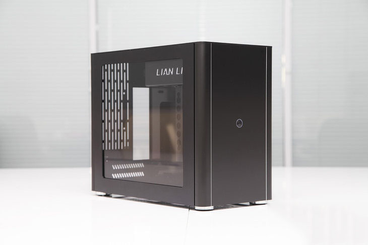 ITX机箱中的时代宠儿 联力PC-Q38迷你机箱详