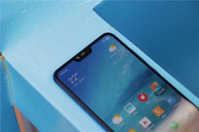 小米8青春版和小米8se哪个值得买 小米8SE和