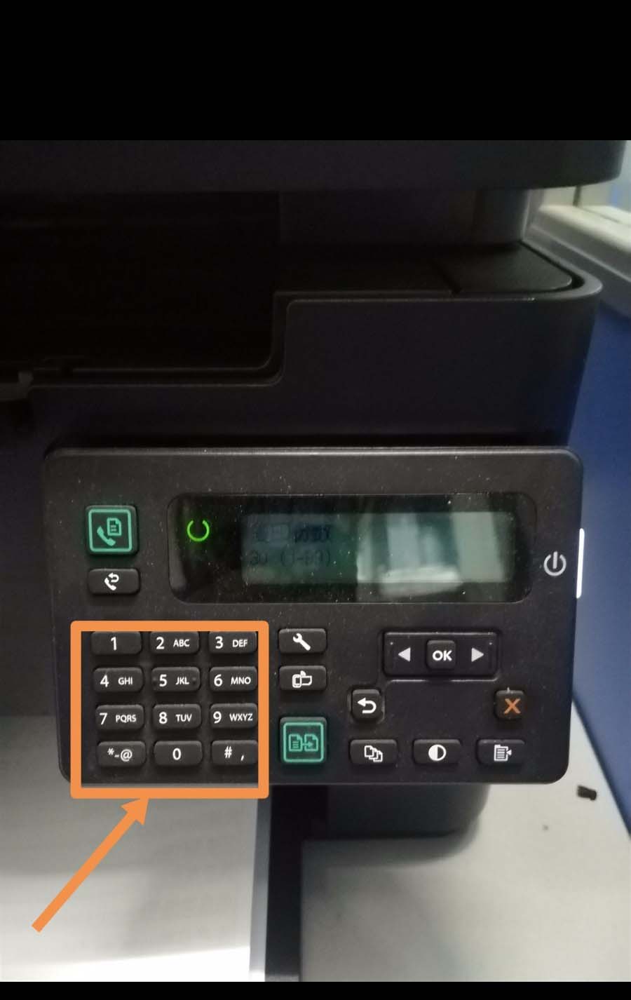 惠普M128fn打印机怎么复印文件?